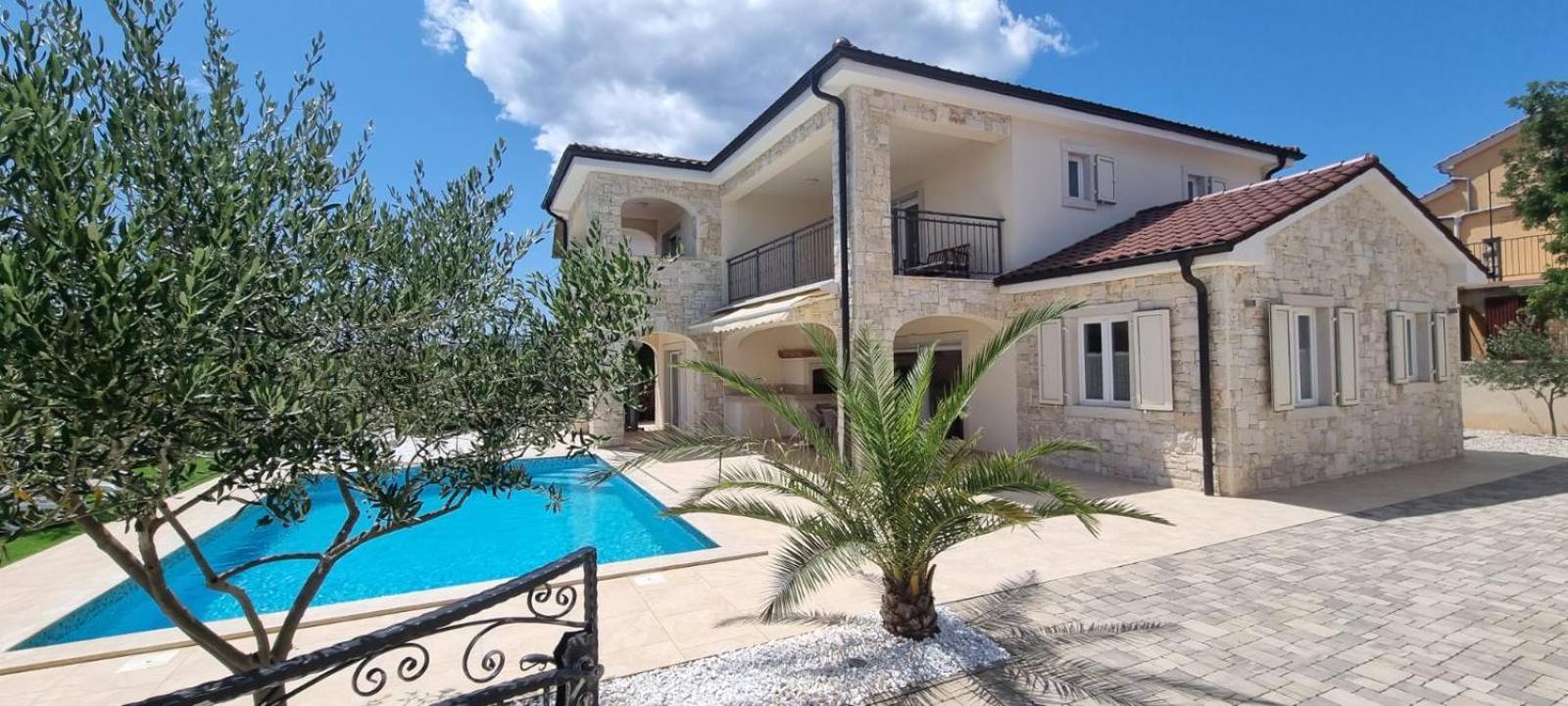 Villa Martina Pinezici  Exterior photo