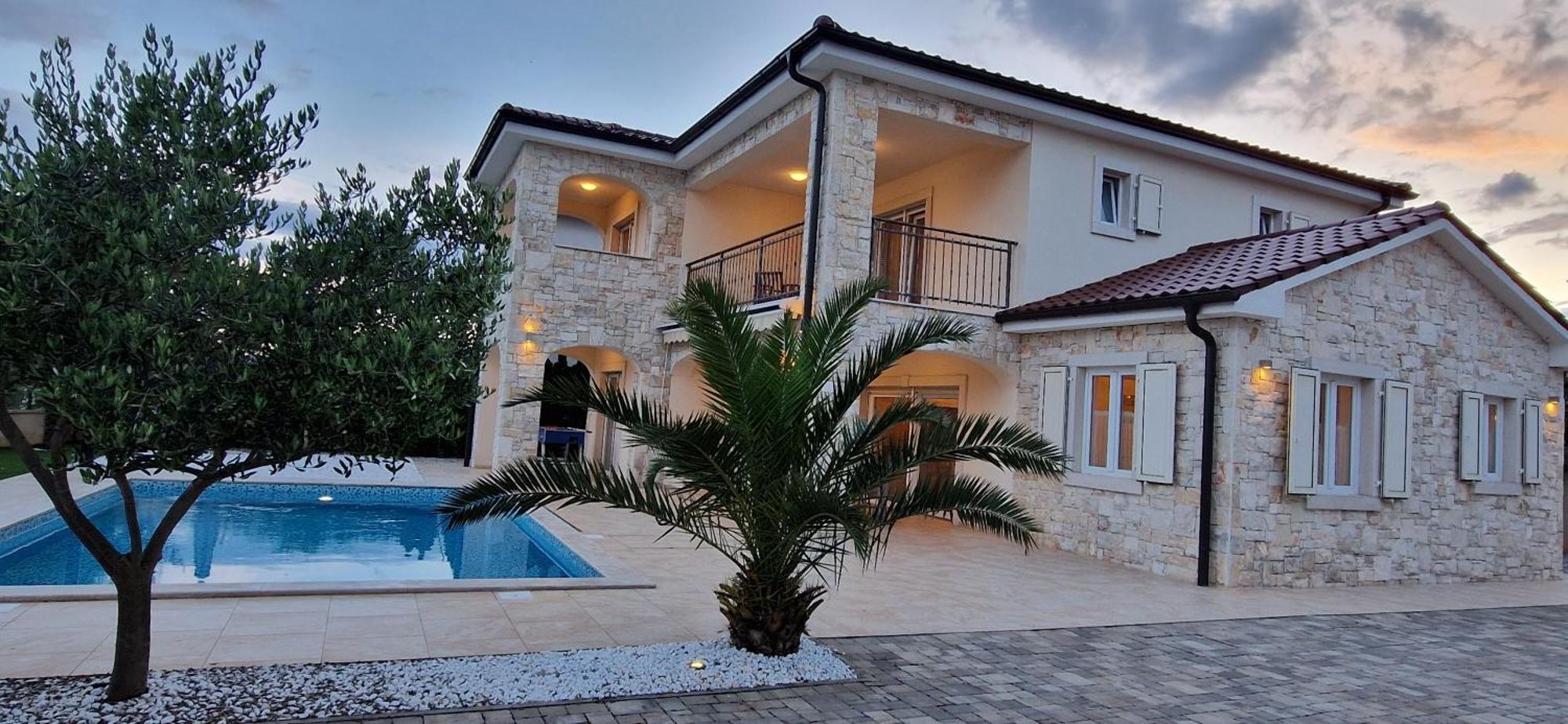 Villa Martina Pinezici  Exterior photo